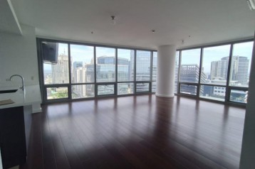 THE SUITES - TWO BEDROOM FOR LEASE (KP-0656)
